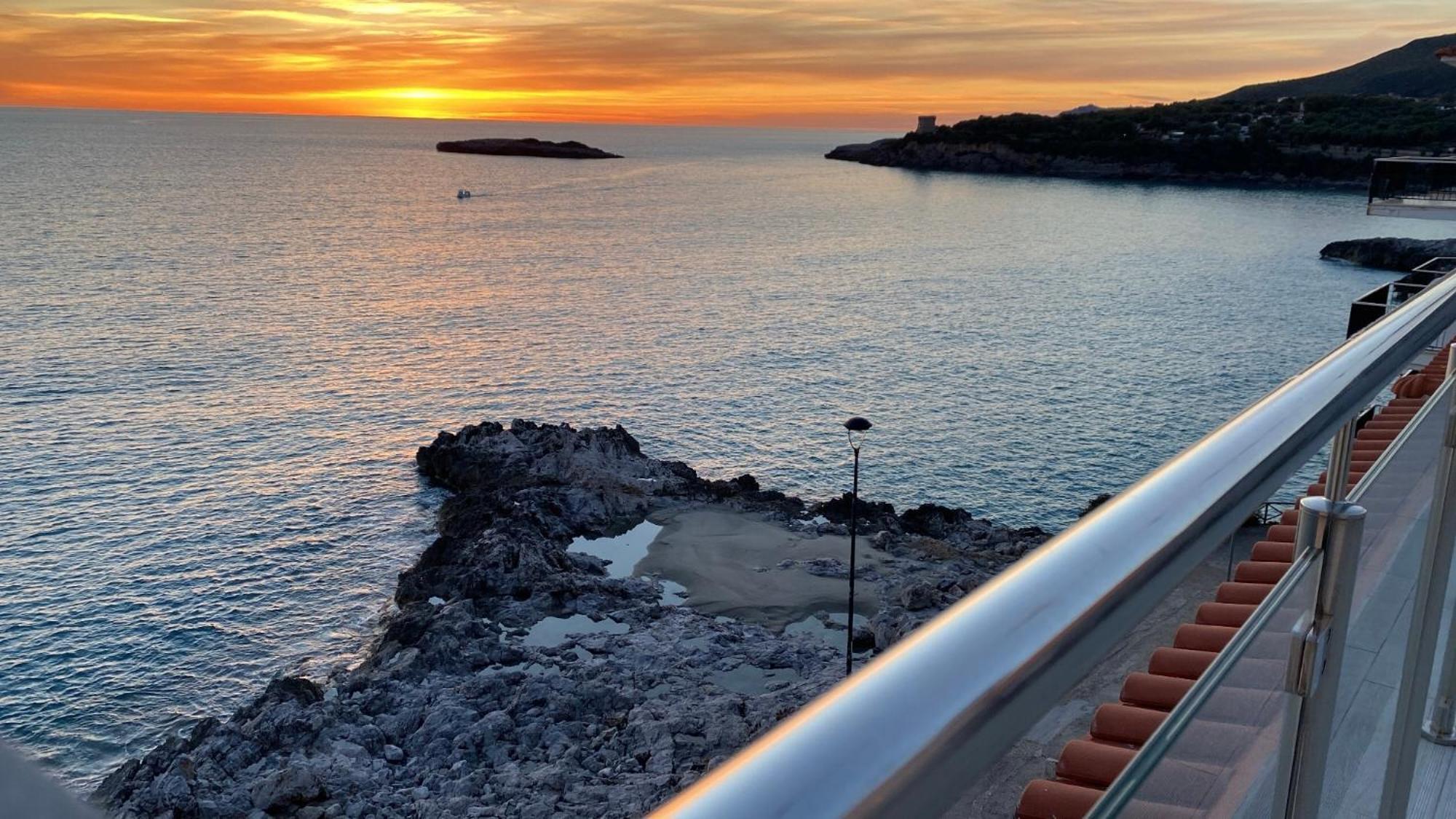 La Dimora Sul Mare Acomodação com café da manhã Marina di Camerota Exterior foto